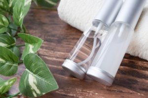 【敏感肌向け】ニキビケアにおすすめ化粧水16選！安心の選び方や注意点も徹底解説！